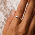 Anillo Ajustable con Piedra de Nacimiento Inicial "Tove"